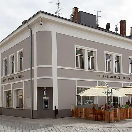Szálloda Tht *