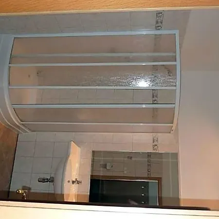 Tht Polička