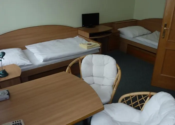 Hotell Tht Polička